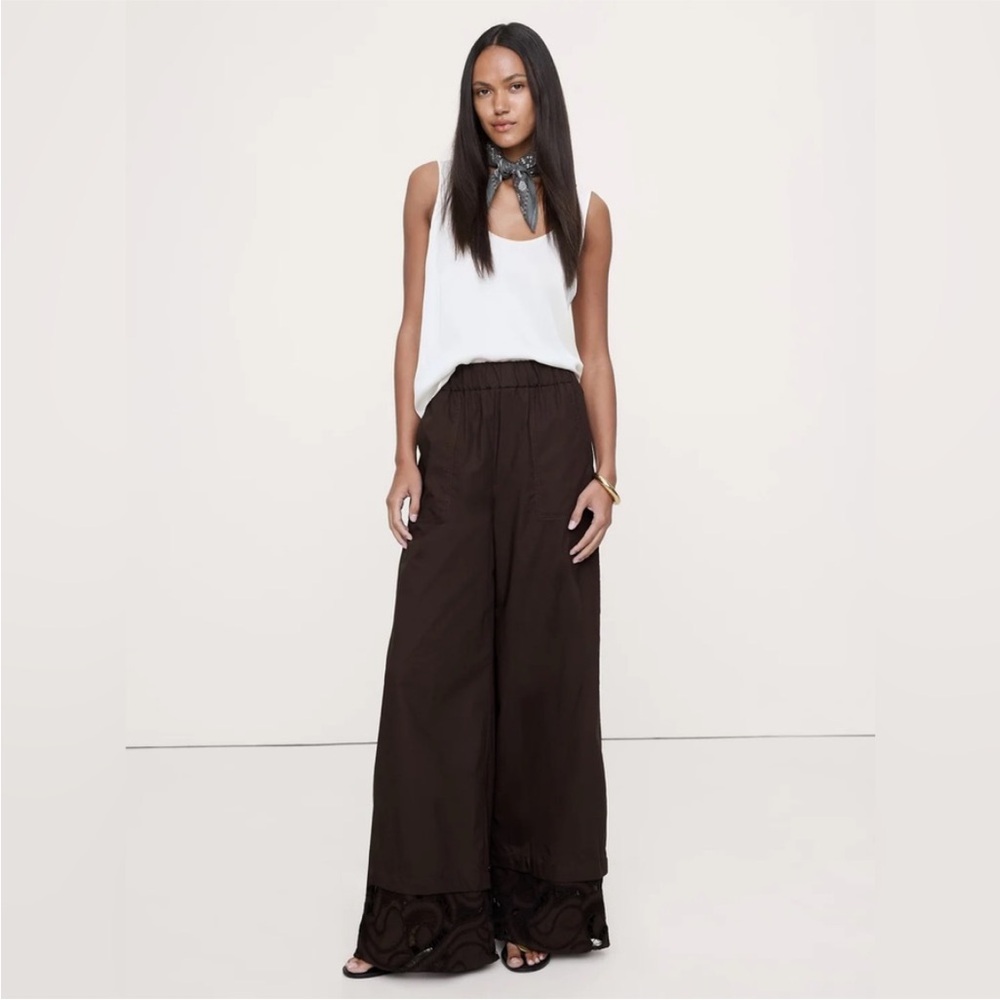 NEW! Banana Republic Ganache Brown Embroidered Cotton Pull On Pant - Medium 🩷